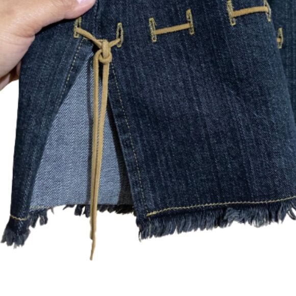 CLIO WOMEN’s FRINGE DENIM w/ SIDE SLITS & FRAYED HEM COTTON COWGIRL SKIRT Size-8 - Picture 3 of 6